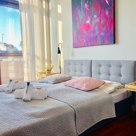 75M2 Apartament Kopernik Z Widokiem Na Jasna Gore Częstochowa Eksteriør bilde