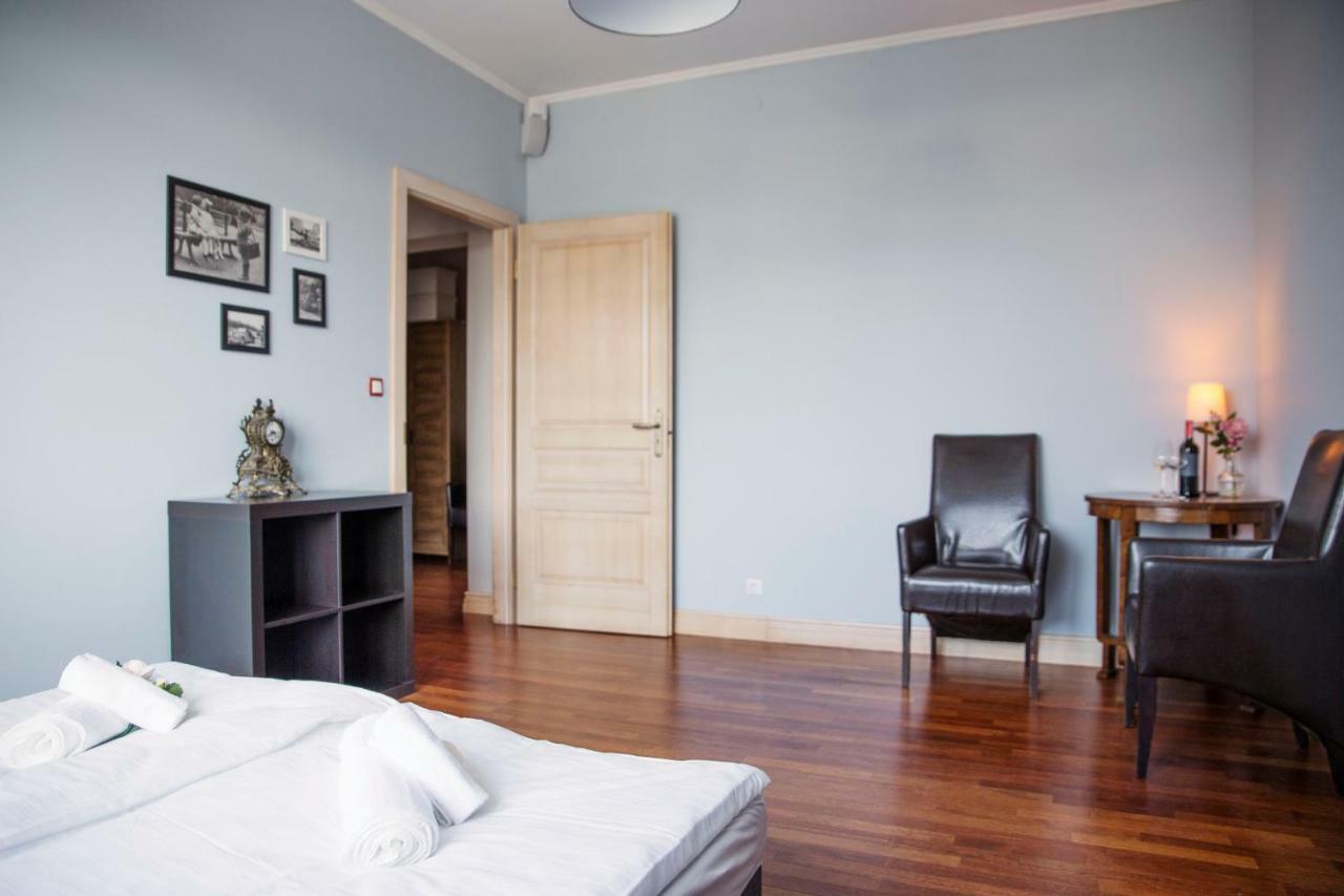 75M2 Apartament Kopernik Z Widokiem Na Jasna Gore Częstochowa Eksteriør bilde